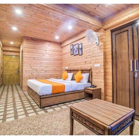 Hotel Country Resort Khajjiar Kültér fotó