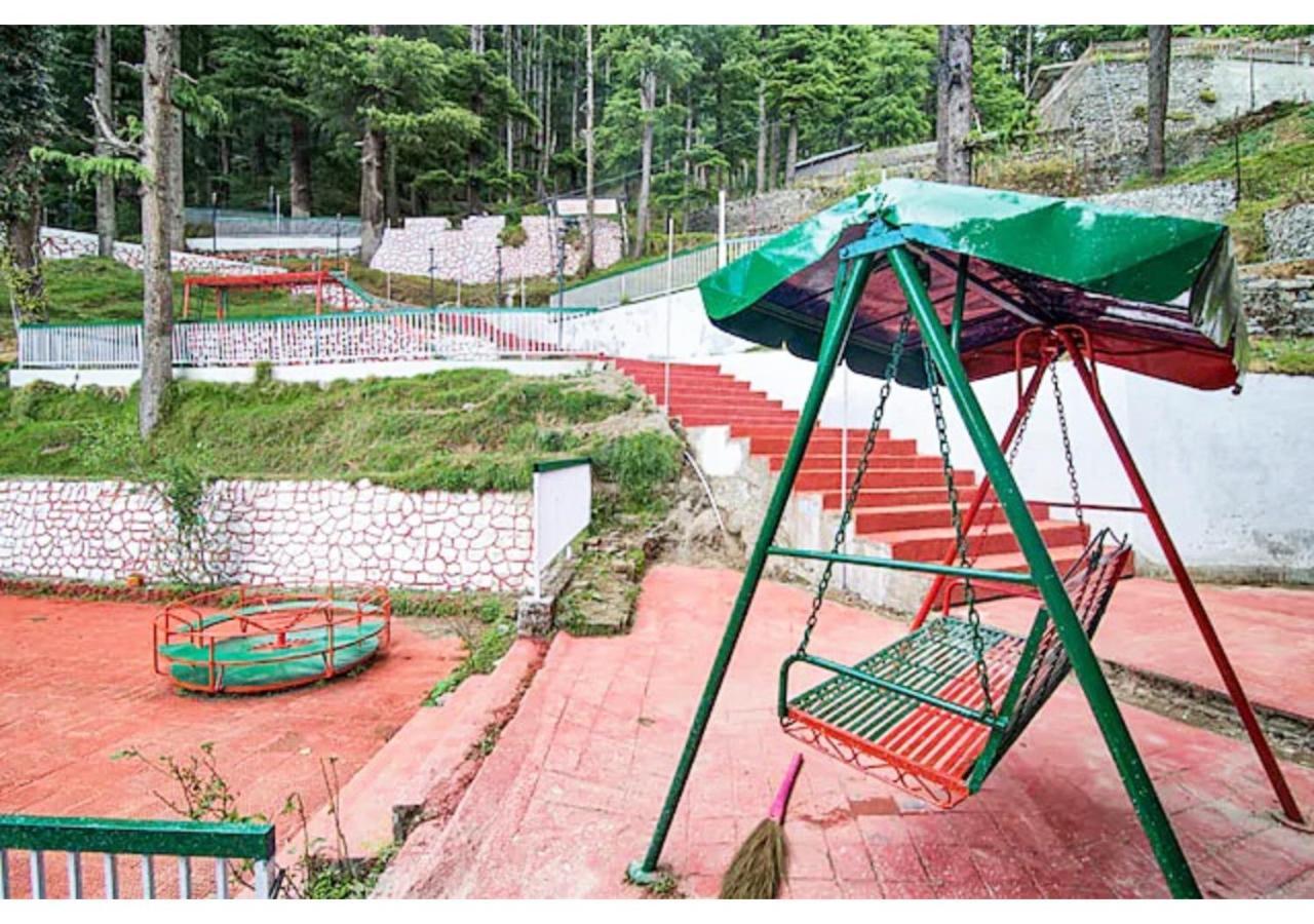 Hotel Country Resort Khajjiar Kültér fotó